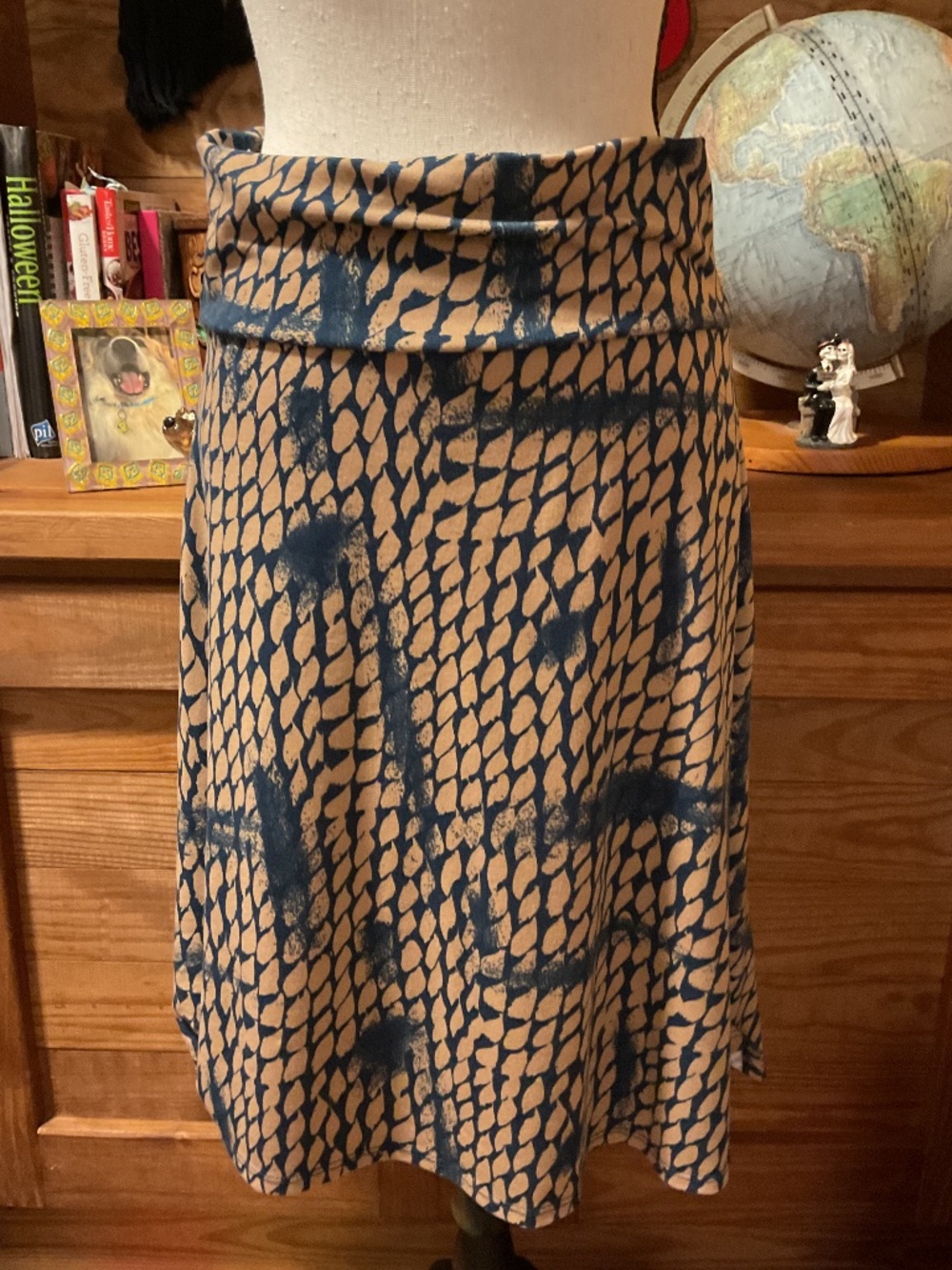 LaLuRoe Elastic Waist Dark Blue and Beige Skirt